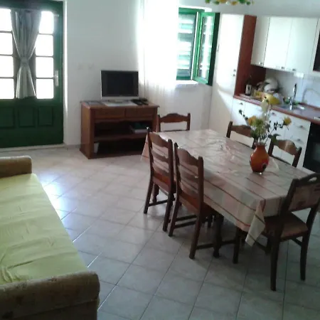 Holiday home Vacation House Ante Prvic Sepurine