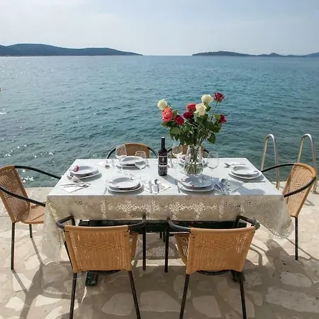 Vacation House Ante *