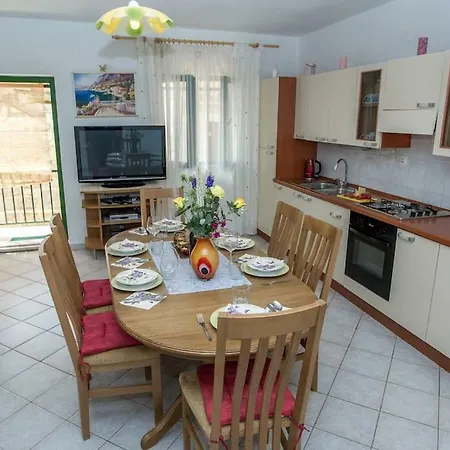 Vacation House Ante Holiday home *